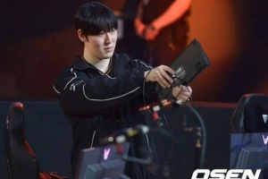 Zeka：看到DK赢GEN产生刺激，很多时候队友没能跟上进赫哥的节奏