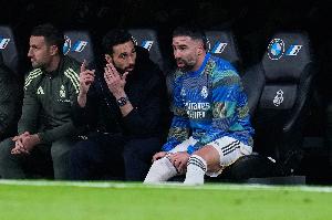 将帅不和！记者：阿韦洛亚与卡瓦哈尔从合作之初就关系不融洽