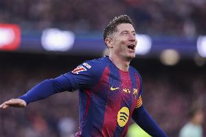 都体：尤文正寻找能单赛季打进20球前锋，希望用声望吸引莱万加盟