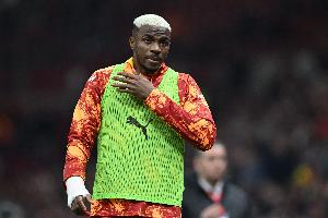 超1亿欧！经纪人：皇马巴萨都可能签奥斯梅恩，转会“非常现实”