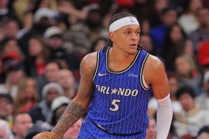 差距有点大！活塞全队半场罚球8中3&命中率37.5% 魔术21罚14中