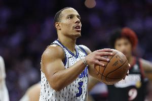 季后赛至今三分命中率不超20%球员：贝恩 塔图姆 乌布雷 普理查德