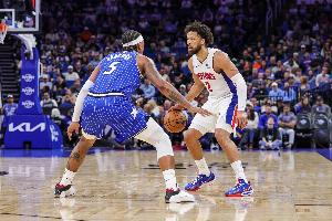 强度高or菜鸡互啄？魔术全队17失误班凯罗4次 活塞22次&坎宁安7次