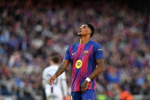 12球11助！解说：拉什福德预计离开巴萨，但他很职业+更衣室0问题