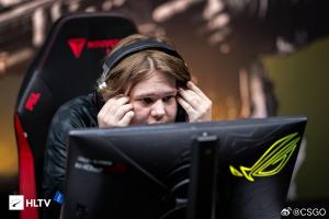 俄罗斯CSGO2职业选手遭遇诈骗：直播时透露银行卡的钱被全部清空