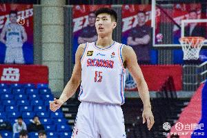 媒体人：四川收官战应是本季结束最早比赛 0-42前无古人后无来者