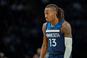 道苏姆谈打无球：爱德华兹和兰德尔都会被包夹 我就及时阅读防守