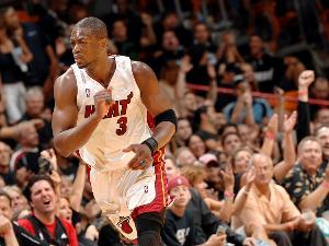 韦德：我打球那会要是有东决MVP/最佳关键先生奖 我至少有一两个