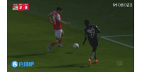 拜仁0-3落后！后防被打穿对手中框+补射破门