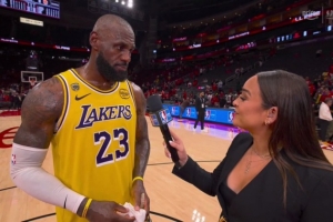 詹姆斯：这场我们犯错太多了 在G4必须打得更好才能晋级下一轮