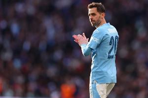 阿斯：除了巴萨外，B席经纪人还主动联系了皇马但后者无意引进