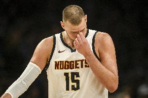 心乱了！TA：约基奇洗完澡后惊慌且愤怒大喊—有人偷我内裤！