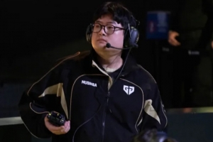 Ryu：队员们整体都有感冒状态不是很好 没想到Kiin卡牌是全胜战绩