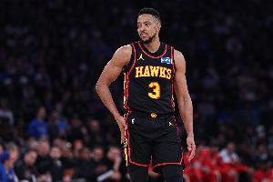 带不动！麦科勒姆15中8拿到17分1板3助1断2帽 上半场14分