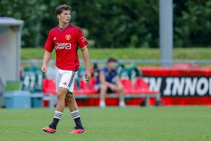 曼联U21主管：莱西经常随一线队训练，这对他的比赛能力有帮助