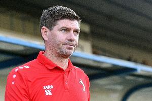 杰拉德：切尔西高层让人无法信任，球队失去个性但这不是教练的错