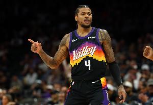 杰伦·格林：外界不认为我们能打进附加赛&季后赛 我们超越了预期