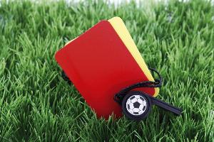 TA：FIFA将在世界杯增加清零阶段 小组赛和1/4决赛后清空累积黄牌