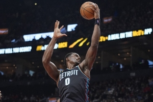 季后赛数据下滑！香波特：杜伦需要去多抢篮板 那样他才有存在感