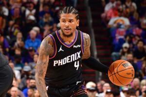 本赛季伤病颇多~杰伦·格林有资格签4年1.952亿合同 太阳会给吗？