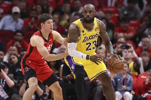 消耗战？帕森斯：火箭天赋比湖人高&得赢下G5 詹姆斯看着有点疲惫