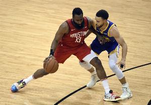 追梦：我们能赢火箭因他们依赖造犯规 季后赛不会再有常规赛的哨