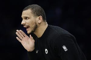 马祖拉：一旦让76人找到了三分球的节奏 这支球队就会非常危险