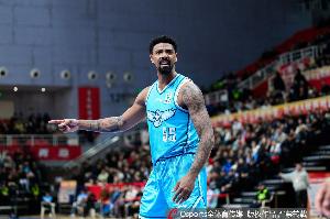 乔丹·米奇空砍30分22板 成CBA季后赛历史单场30+20的现役第3人