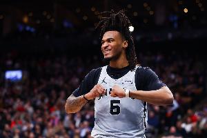 卡斯尔：今天是球队系列赛打得最沉稳最职业的一场 我们先发制人