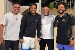 罗德里戈漫长康复期间，卡洛斯、马塞洛、米利唐前来探望