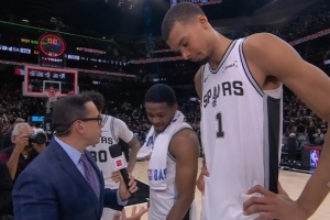 【完整版】文班：福克斯太全面了 福克斯：文班可与库里相提并论