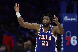 恩比德：知道很多人觉得我懒散或有其他看法 但我一直尽全力打球