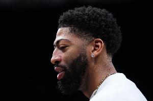 浓眉：理解65场规则的初衷 但若让卢卡&文班无法评奖就适得其反了