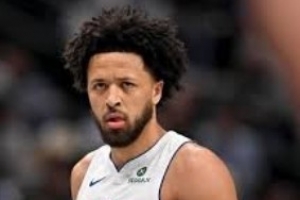 坎宁安矗立，奥本山不倒