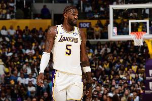 苏群：雷迪克白瞎了艾顿这么好的表现&10个前场板 夜长梦多！