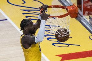 艾顿：我想改变外界关于我的固有看法 我能在攻防两端做出贡献