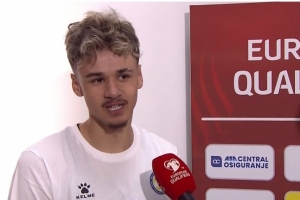 罗体：罗马想在5月谈妥阿拉贝戈维奇，让勒沃库森放人需3000万欧