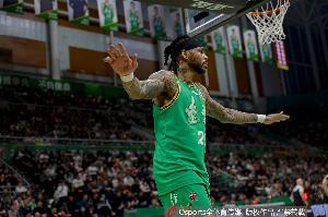 咋回事儿啊？莫兰德下半场未出手 全场3中1拿2分&正负值-15