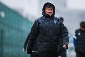 记者：2013年李金羽曾表示以为执教很简单 但真当上了才察觉不易